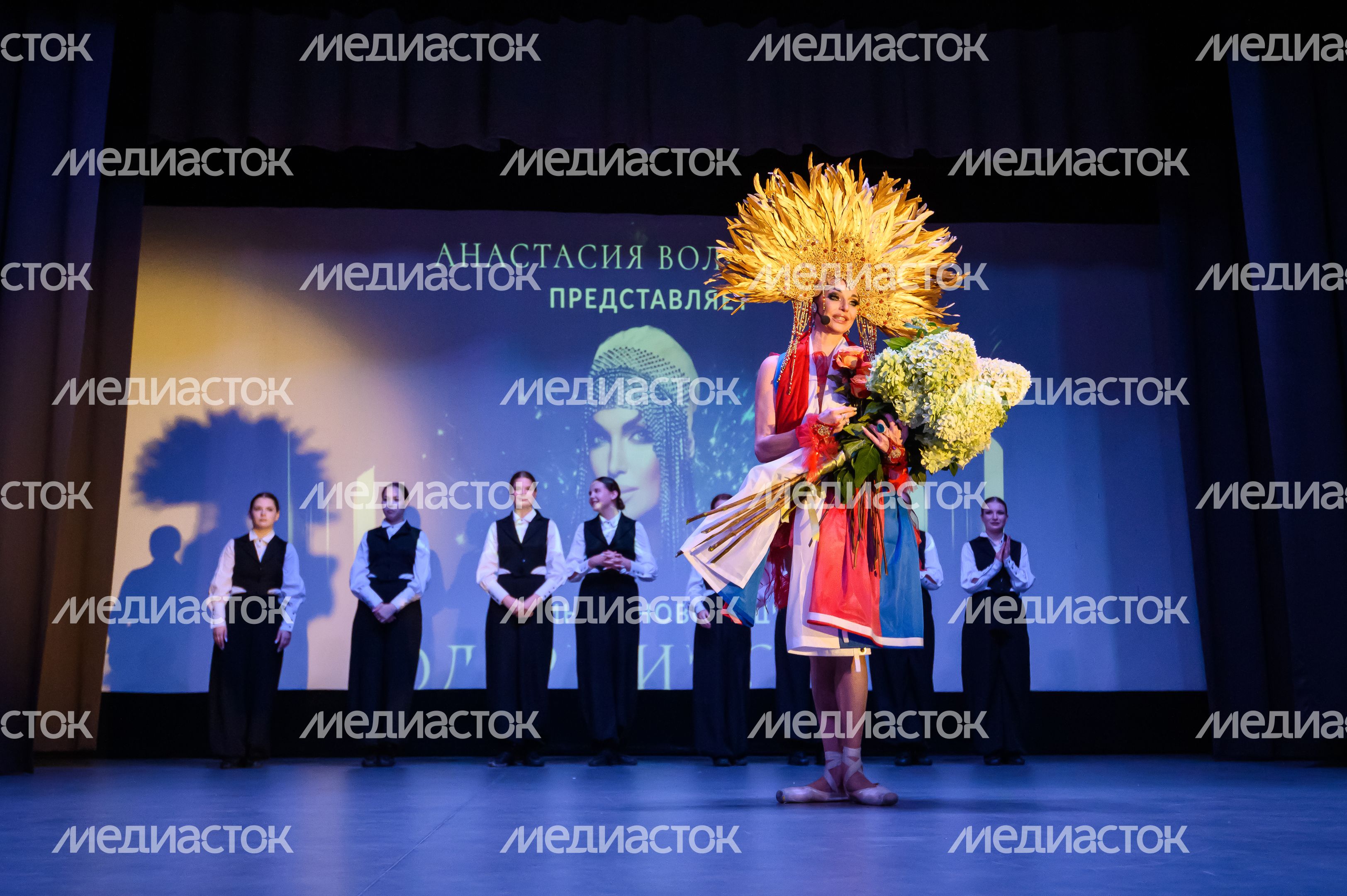 Шоу Анастасии Волочковой «Одержимость» в селе Константиново Шоу Анастасии Волочковой «Одержимость» в селе Константиново