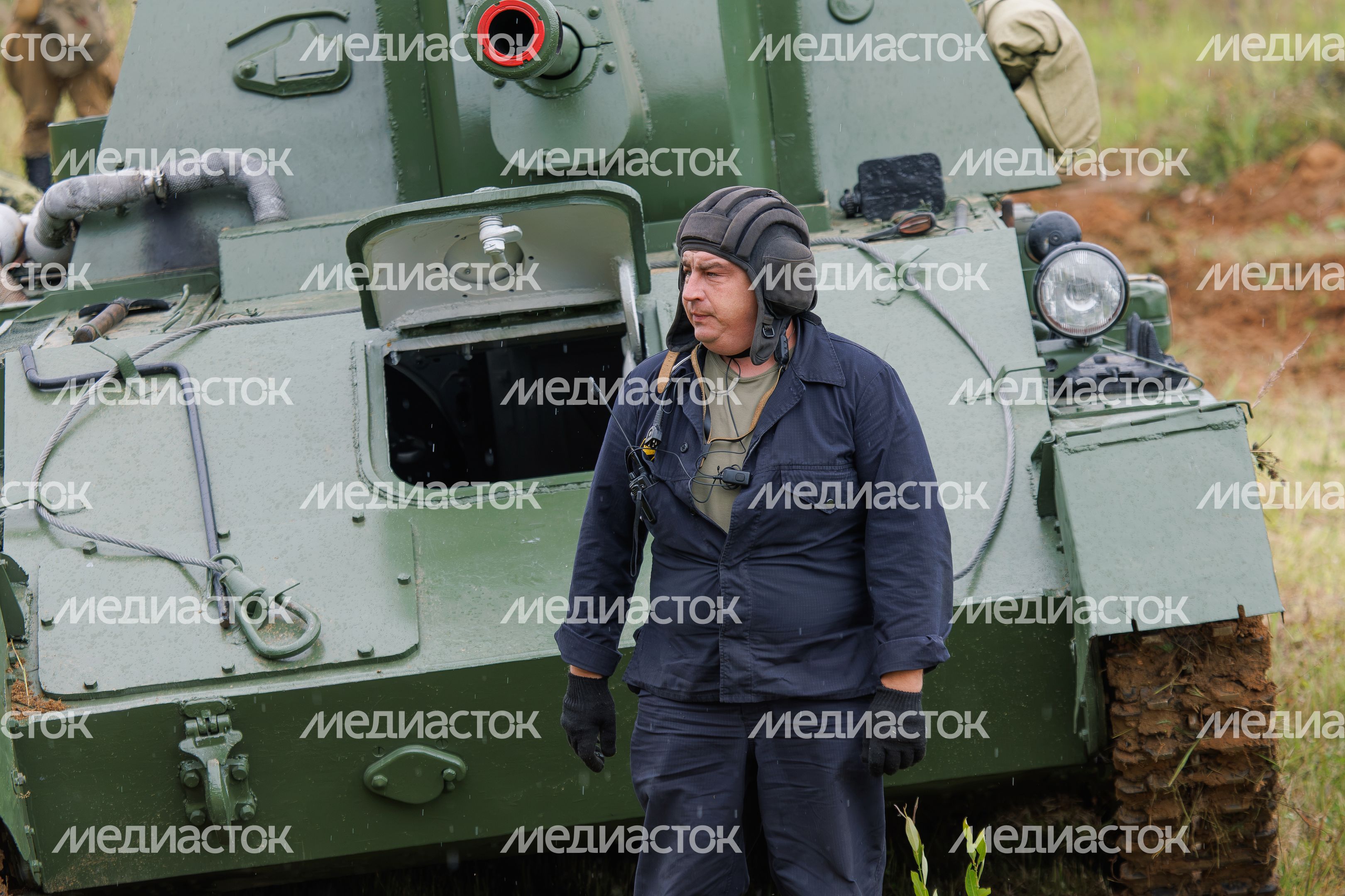 Эпизод Курской битвы под Прохоровкой на военно-исторической реконструкции в Центральном парке «Патриот»