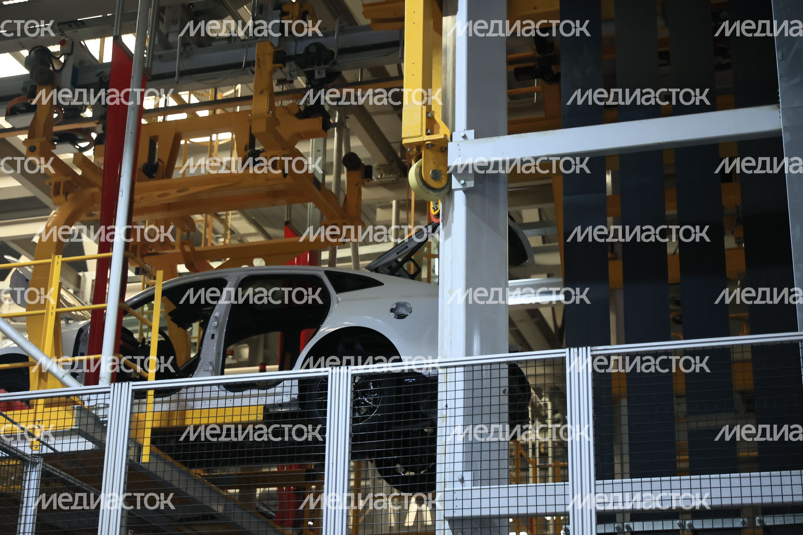 Посещение автозавода Changan Automobile Group в Китае Губернатором Подмосковья