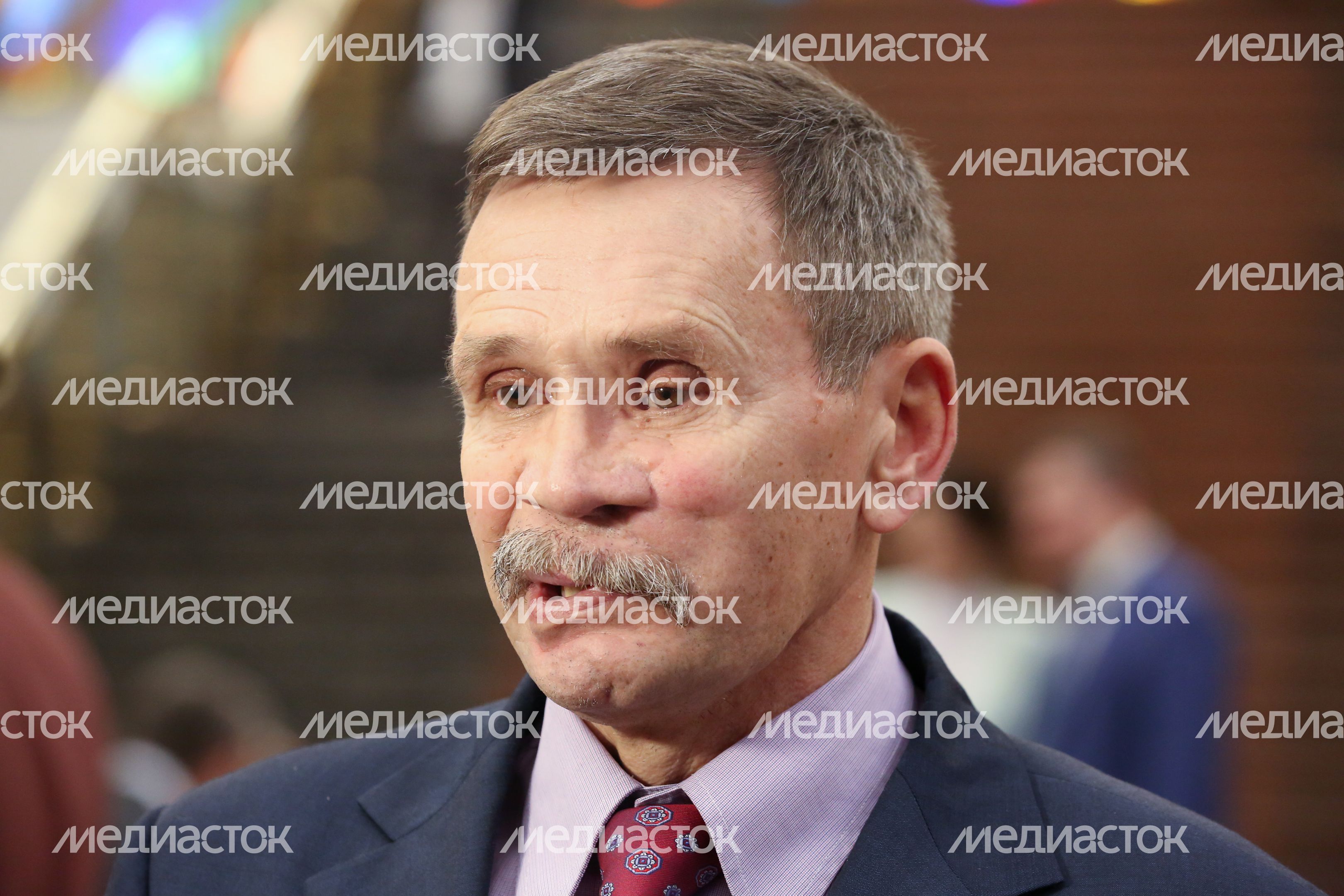 Акция «Знамя Победы» на Поклонной горе в Москве
