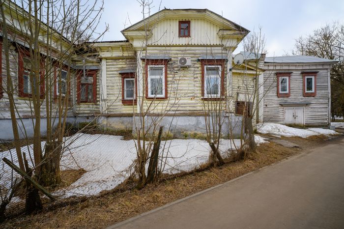 Дом управляющего ткацкой фабрики Н. Зимина в городе Дрезна Орехово-Зуевского округа