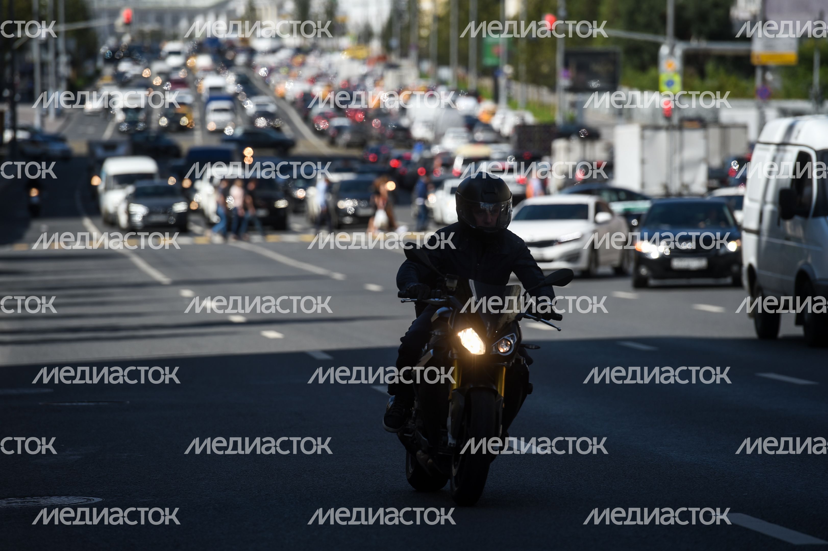 Мотоциклисты на улицах Москвы