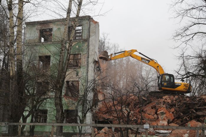 Снос ветхого жилья в Королеве