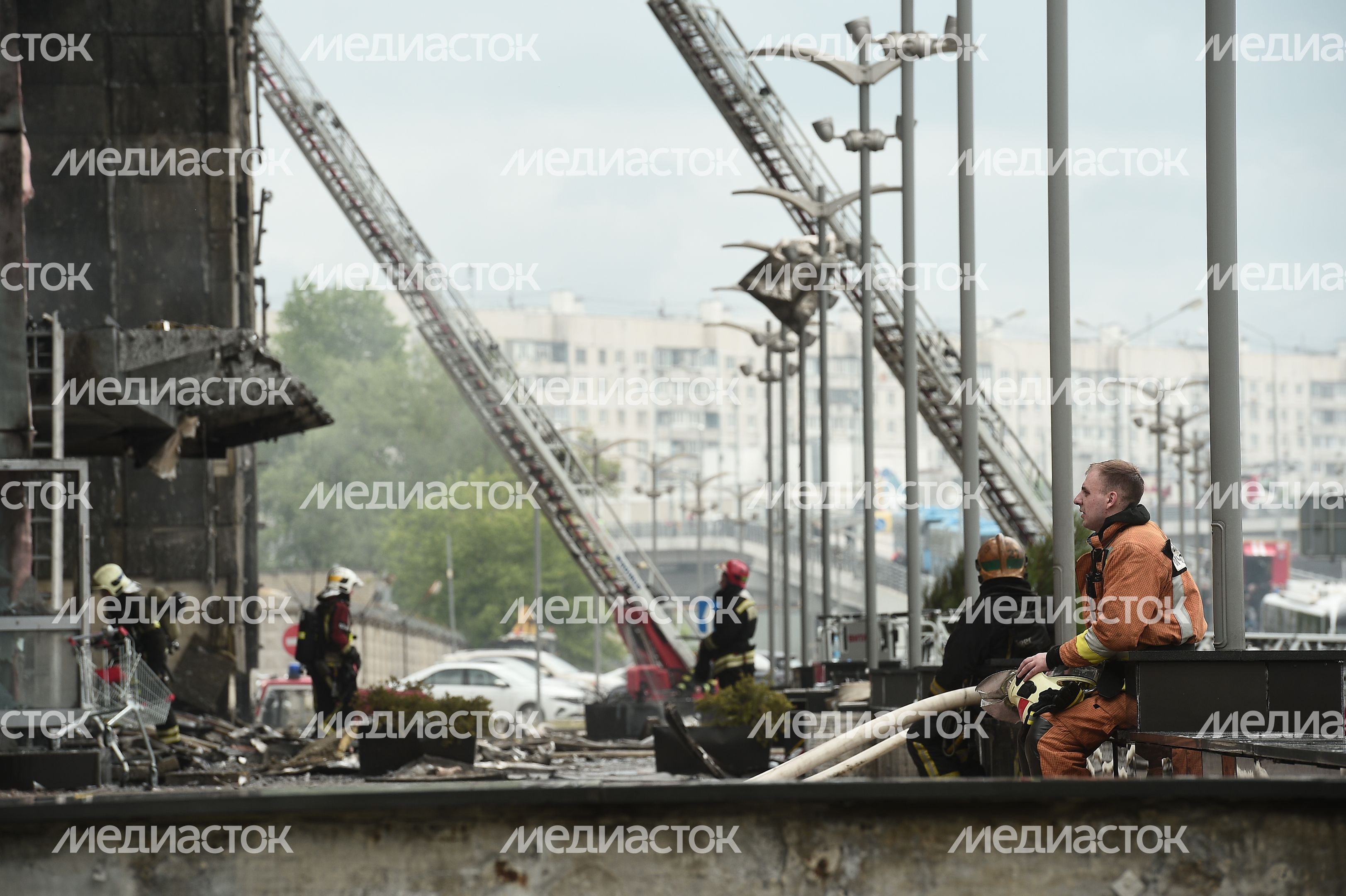 Пожар в бизнес‑центре «Гранд Сетунь плаза» в Москве Пожар в бизнес‑центре «Гранд Сетунь плаза» в Москве