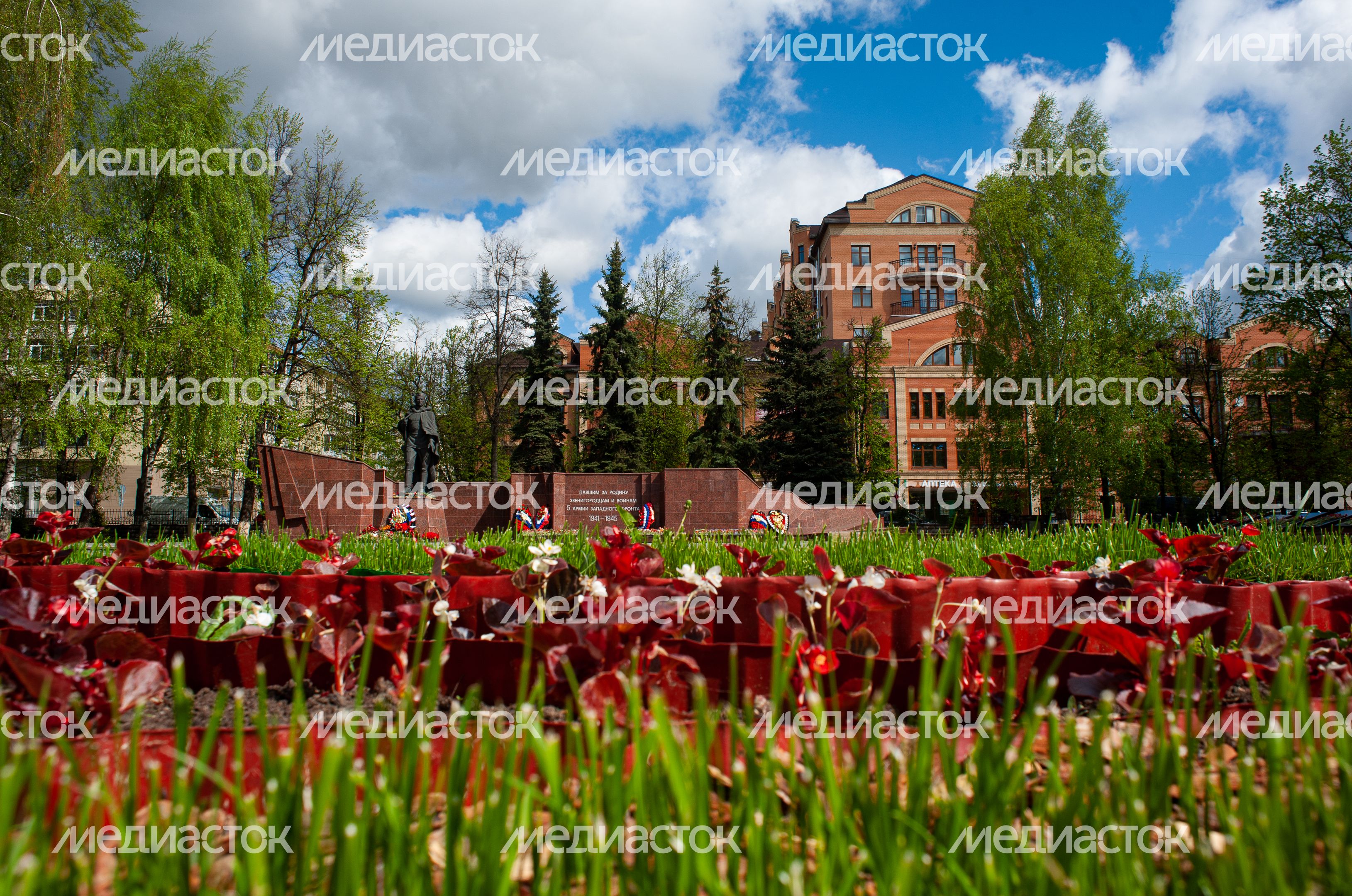 Летние виды города Звенигород