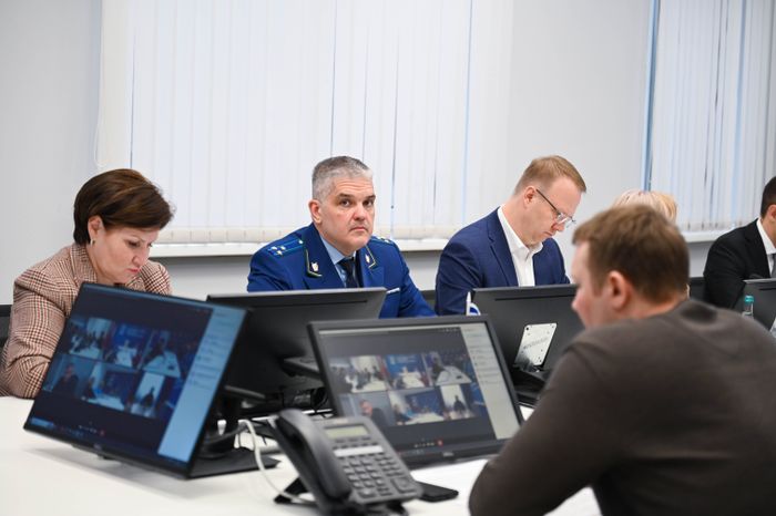 Игорь Даниленко провёл личный приём граждан в Ленинском округе