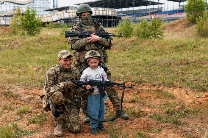 Реконструкция современных боевых действий в парке «Патриот» Одинцовского округа