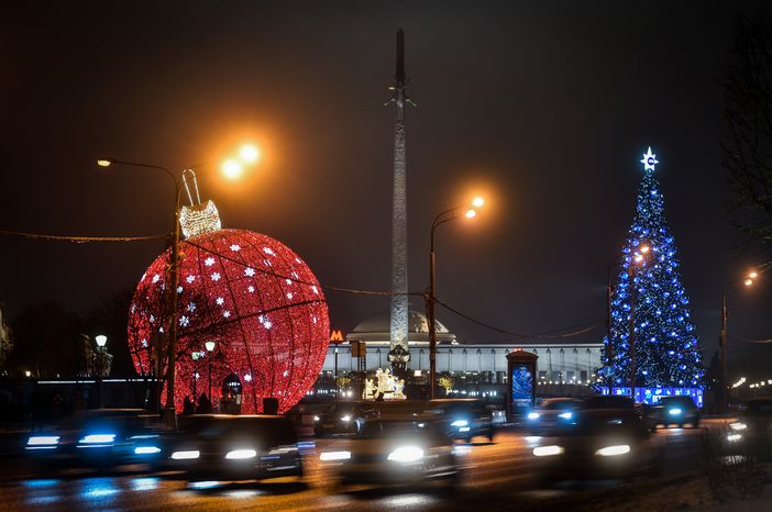 Новогодняя иллюминация в Москве