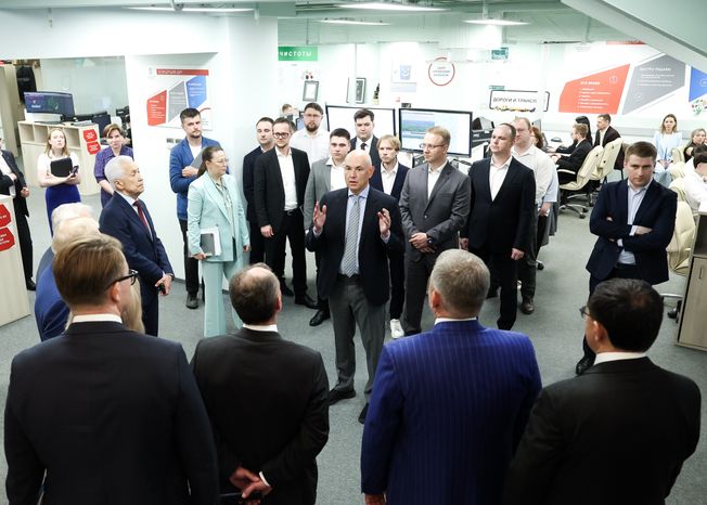 Члены комитета Госдумы по контролю ознакомились с работой Центра управления регионом