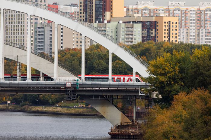 Химкинский железнодорожный мост через Москву-реку