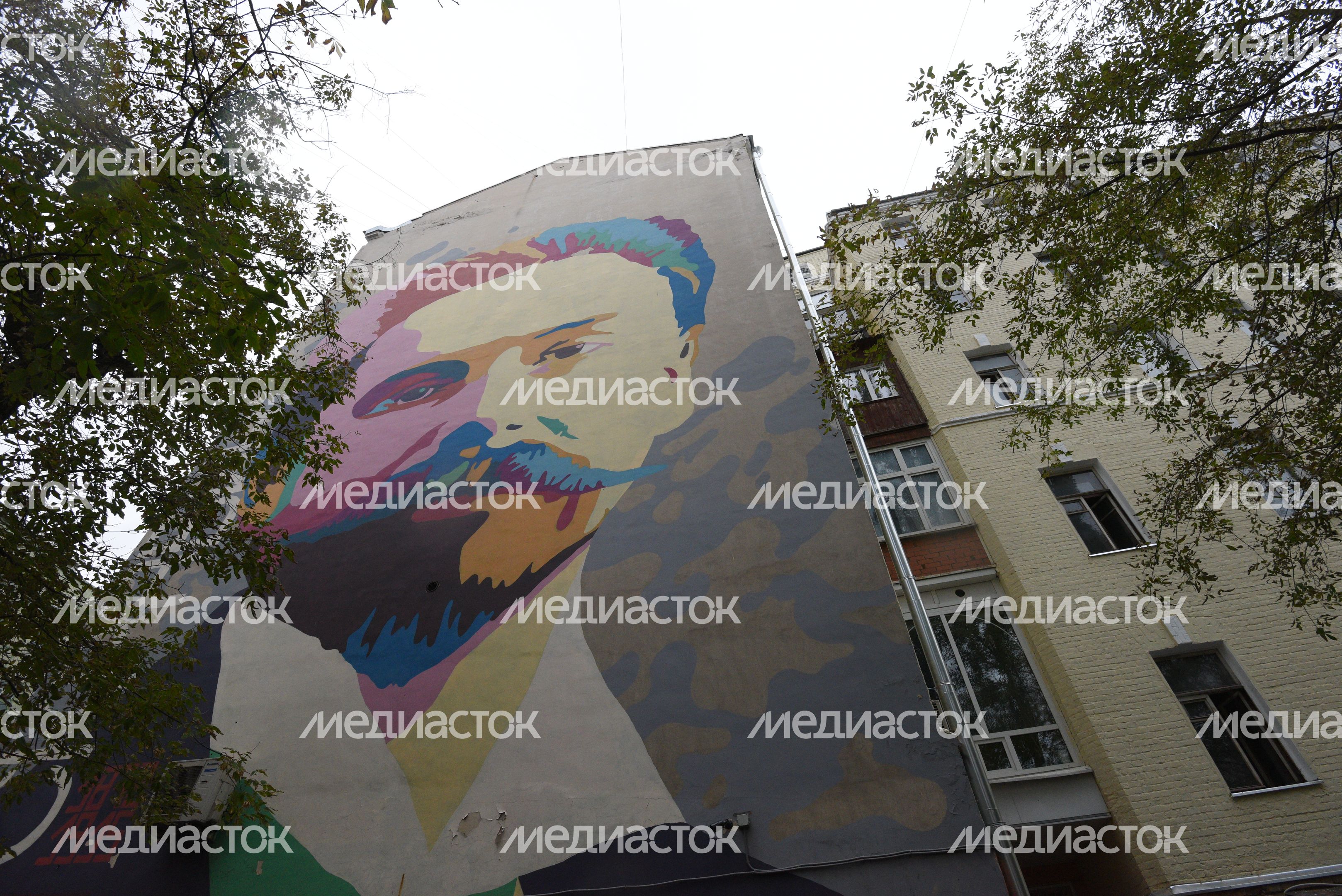 Граффити на улицах Москвы