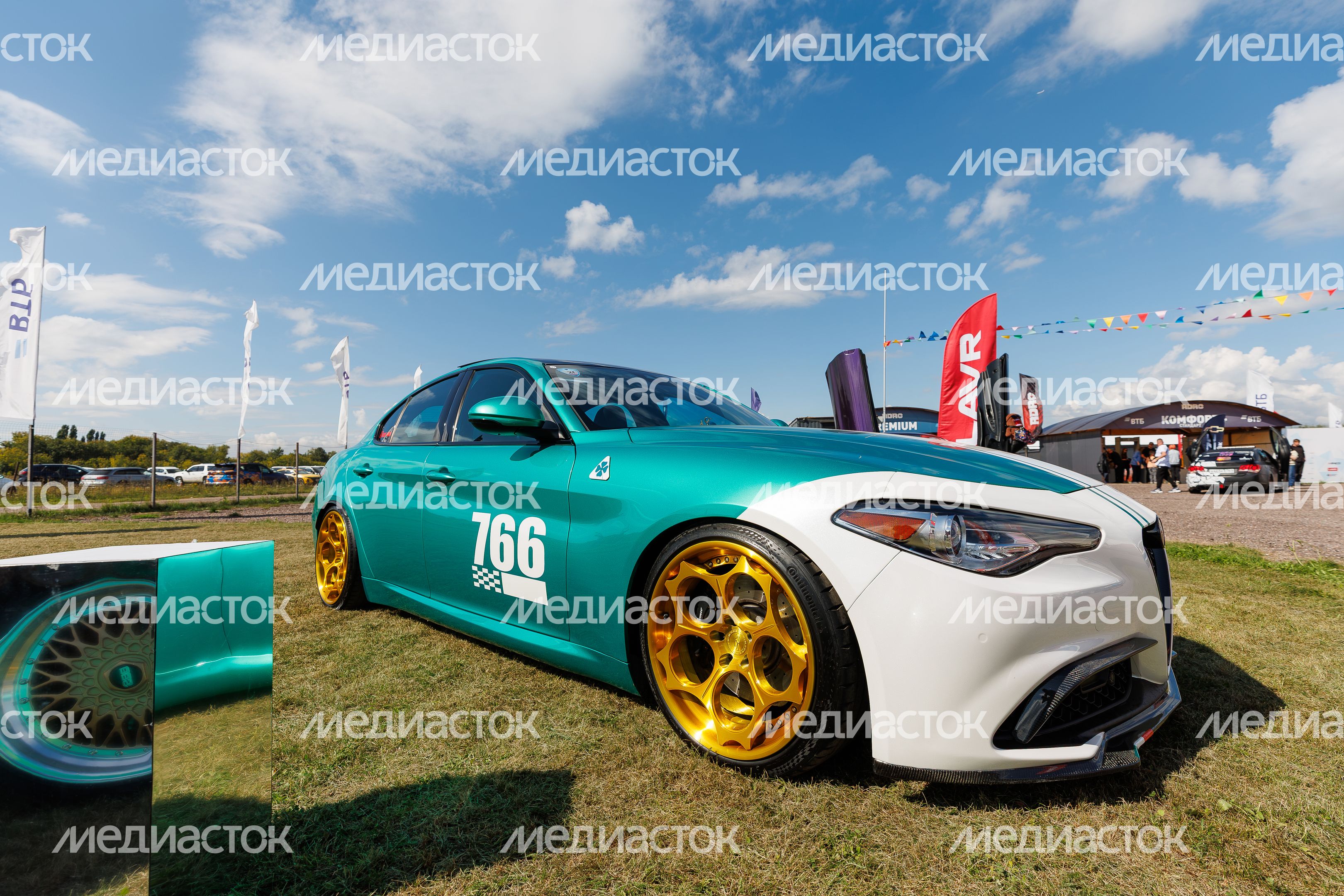 На Sueta Car Fest выбрали лучшие автомобили по тюнингу и автозвуку На Sueta Car Fest выбрали лучшие автомобили по тюнингу и автозвуку