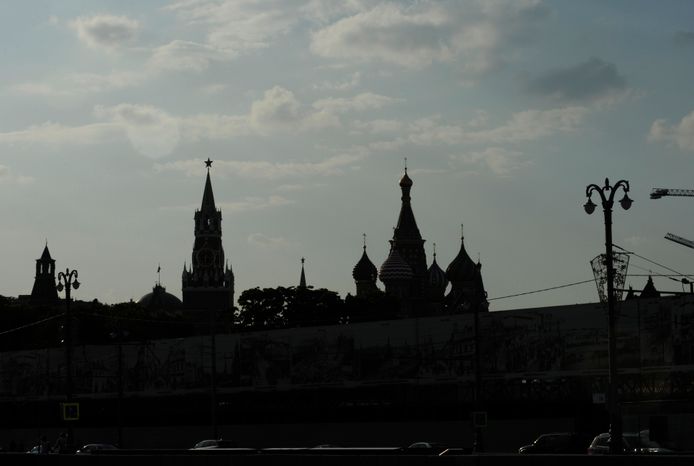 Вид на Красную площадь с Москвы-реки
