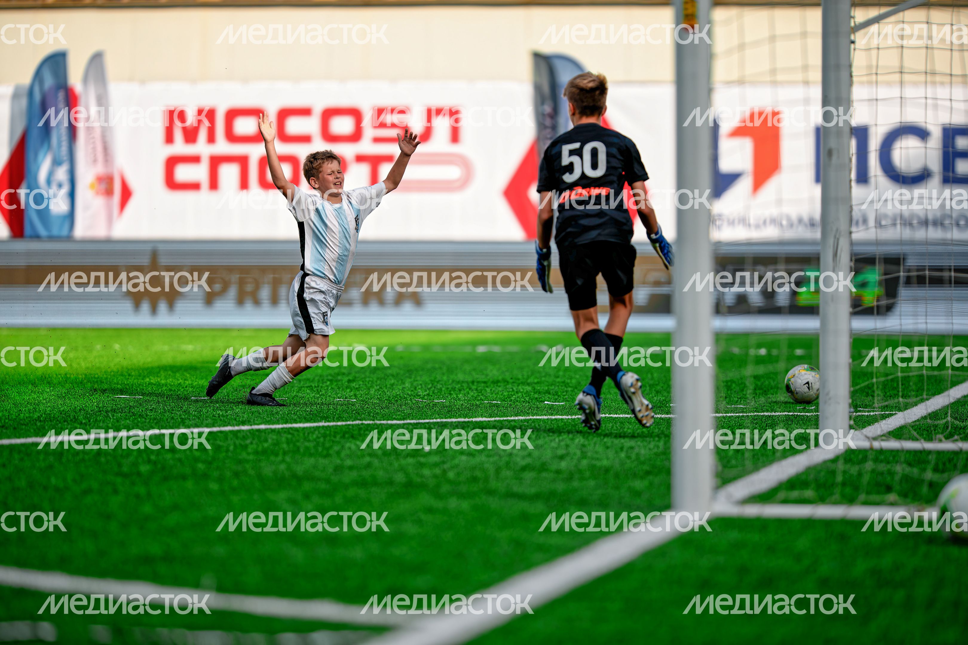 Кубок Игоря Акинфеева по футболу на стадионе "Арена Химки"