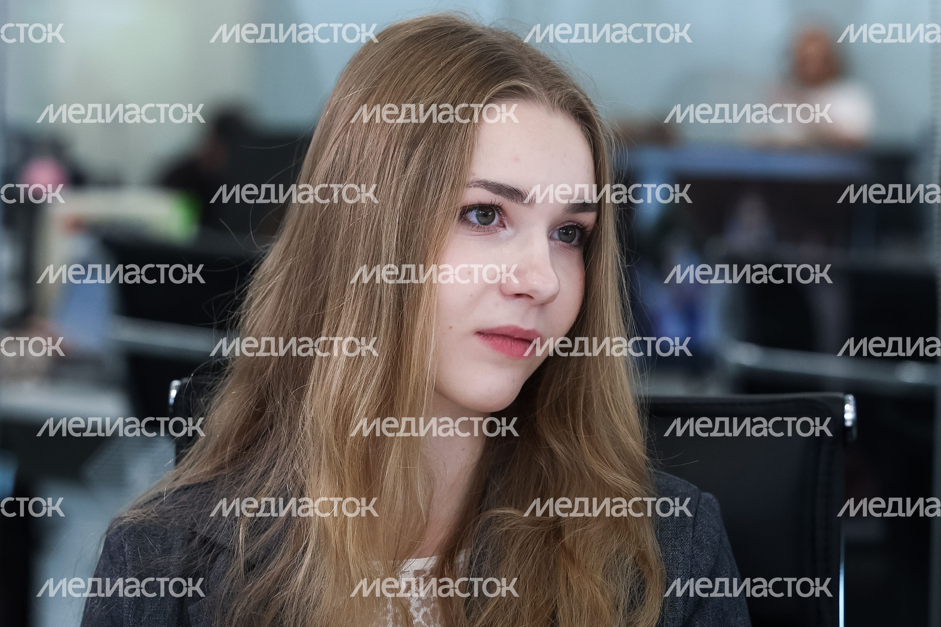 Андрей Воробьев поздравил подмосковных школьников, показавших отличные результаты на ЕГЭ
