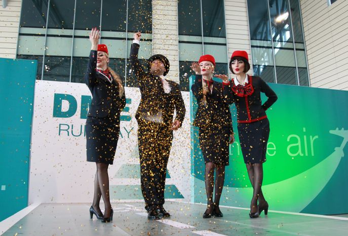 Показ формы бортпроводников DME Runway в Домодедово