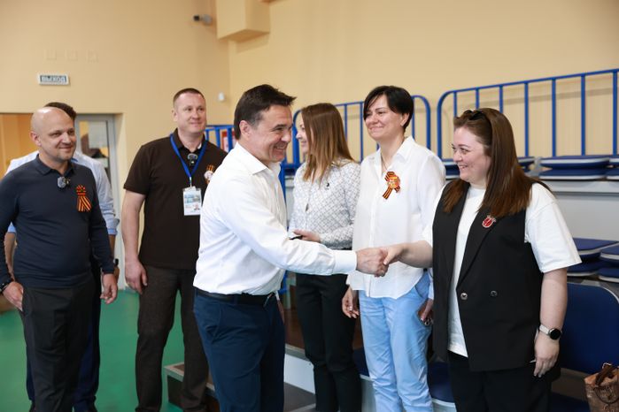 Андрей Воробьев посетил ФОК "Арсенал" в Можайском муниципальном округе