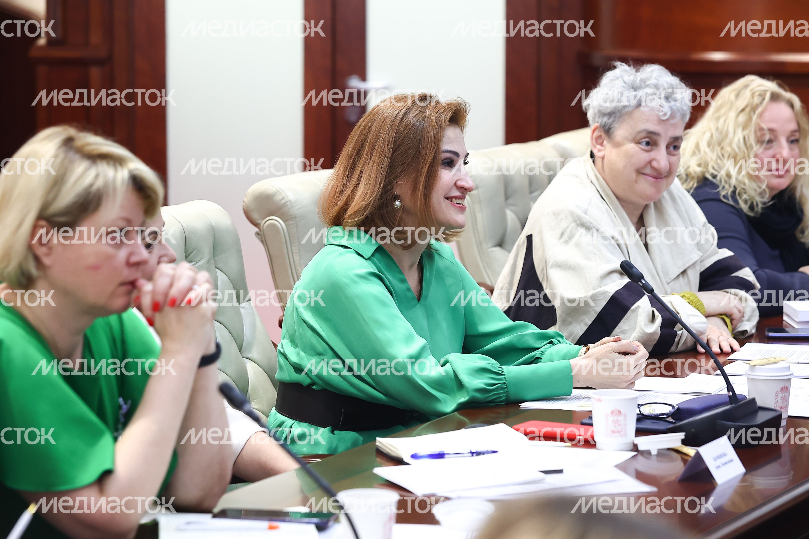 Совещание с представителями некоммерческих организаций Совещание с представителями некоммерческих организаций