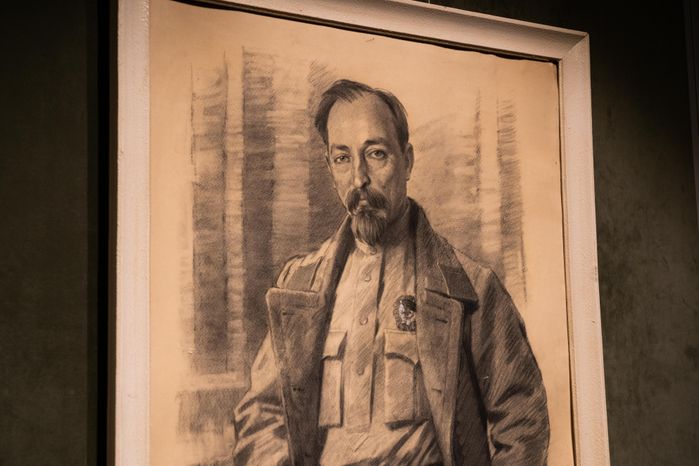 Сергиев Посад. Выставка "Без границ и переводов. К 100-летию образования СССР"