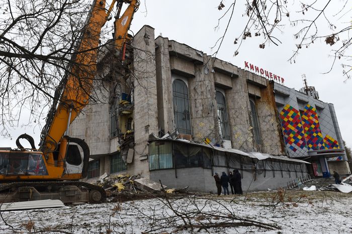 Снос кинотеатра «Соловей» в Москве