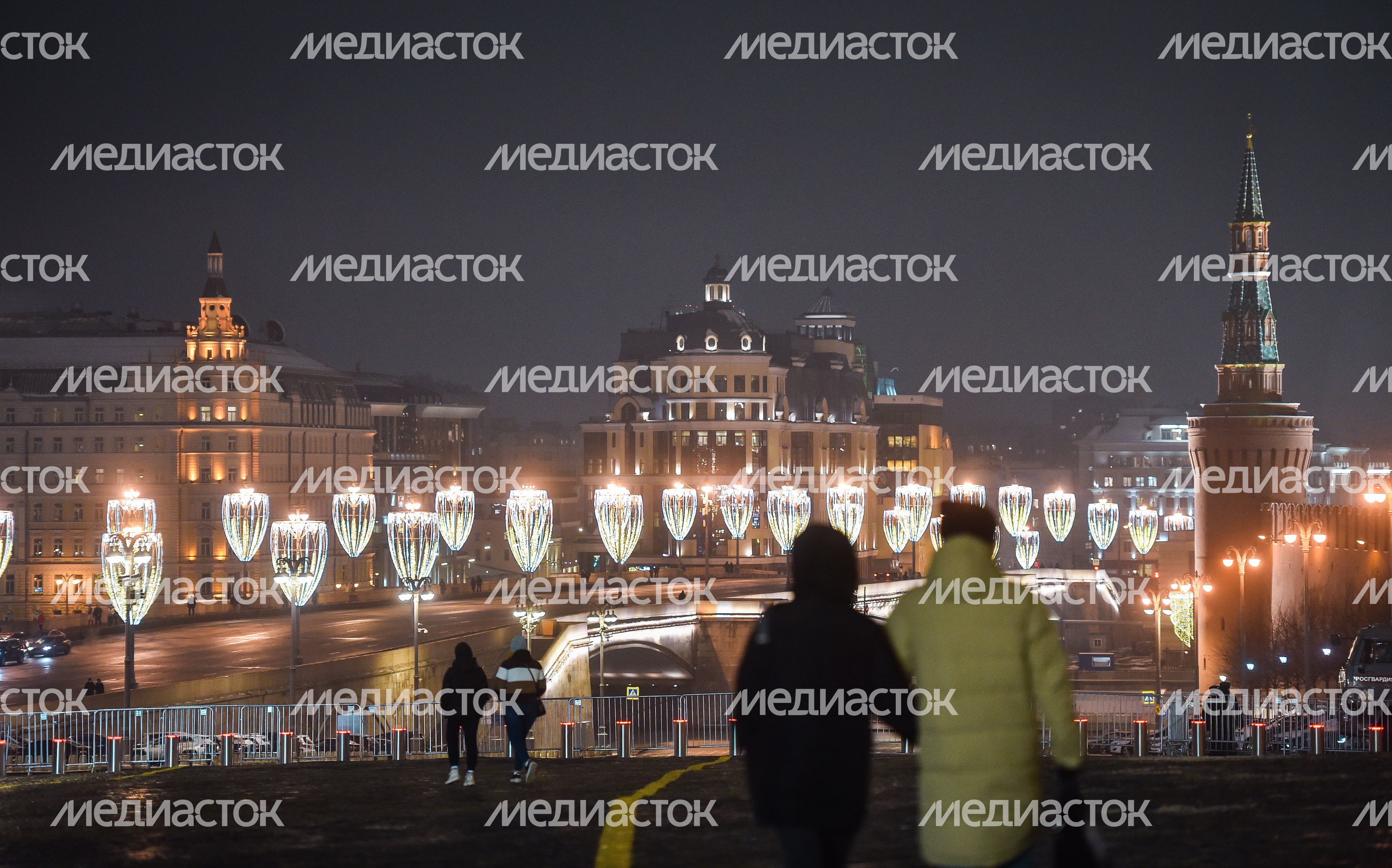 Новогодняя иллюминация в Москве