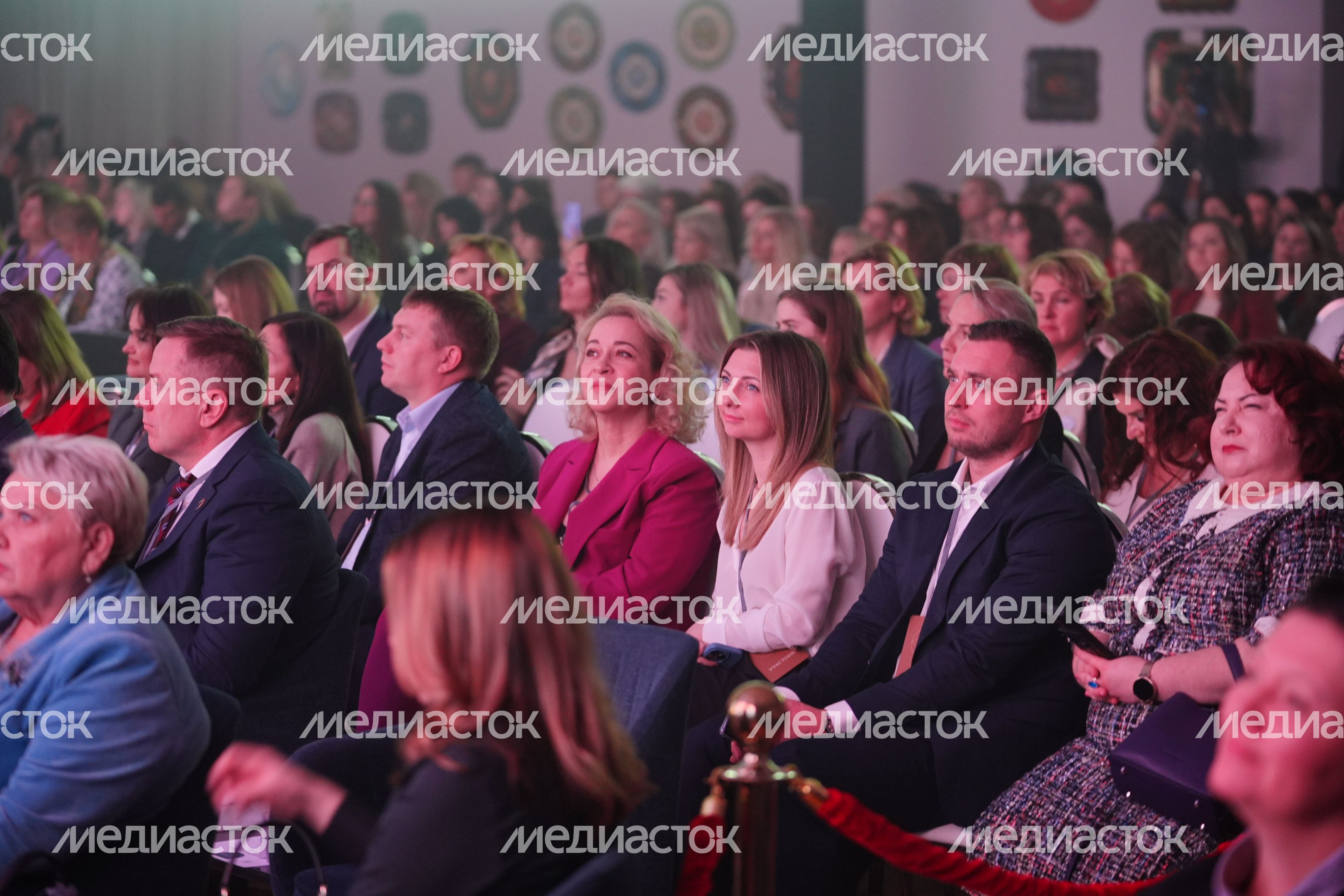 Первый российский форум "Культура. Традиции. Наследие" прошел в Москве Первый российский форум "Культура. Традиции. Наследие" прошел в Москве