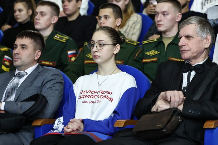 Лауреатами премии "Мы рядом. Доброе дело" стали 70 человек