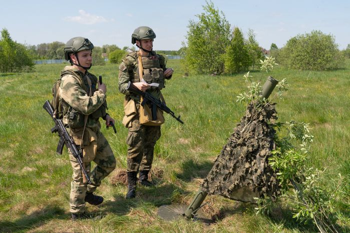 Военно-техническая игра "Арт-дуэль-2024" на аэродроме Волосово