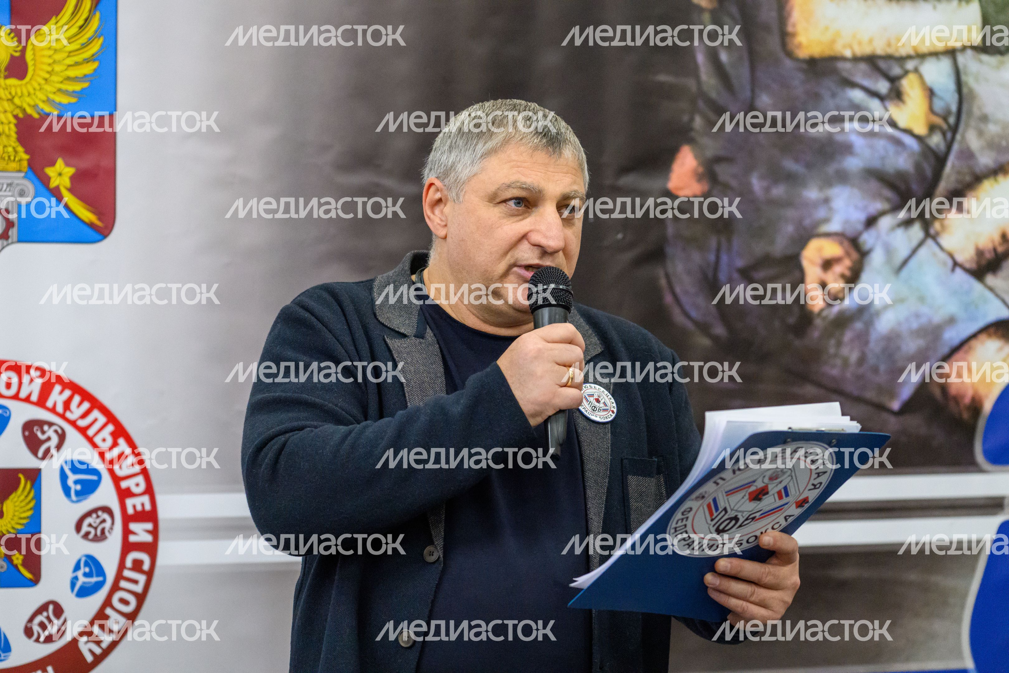 Соревнования по боксу в Люберцах, посвященные разгрому немецко-фашистских войск под Москвой Соревнования по боксу в Люберцах, посвященные разгрому немецко-фашистских войск под Москвой