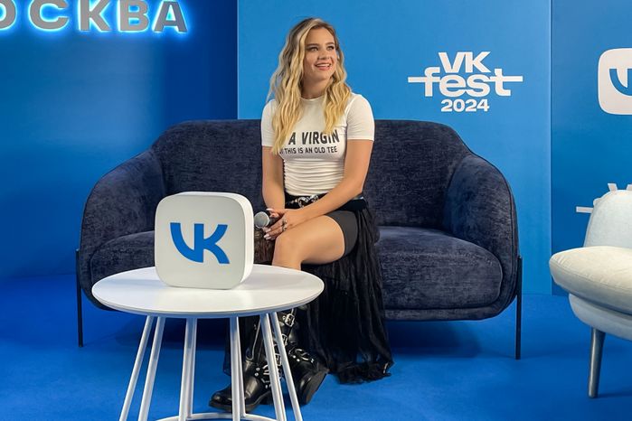 Катя Адушкина на пресс-конференции VK Fest -2024 в Лужниках