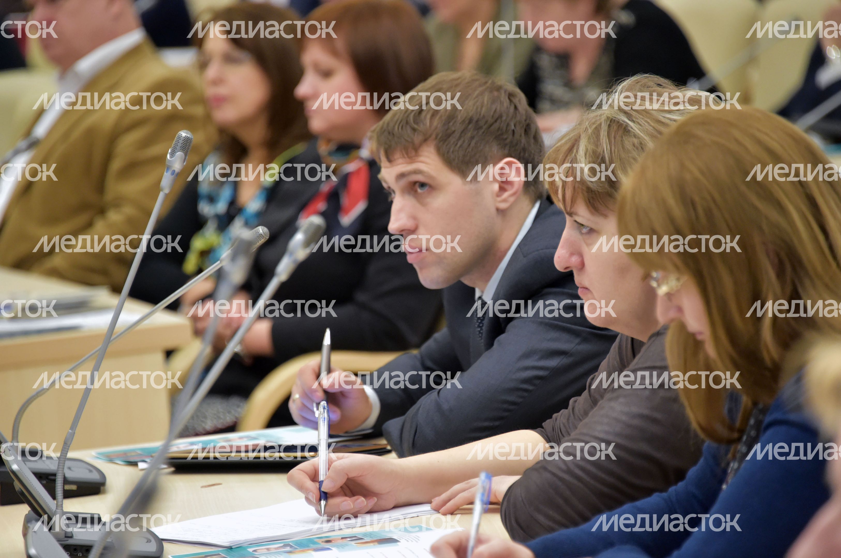 Семинар «Антикризисная экономика» в Доме Правительства МО