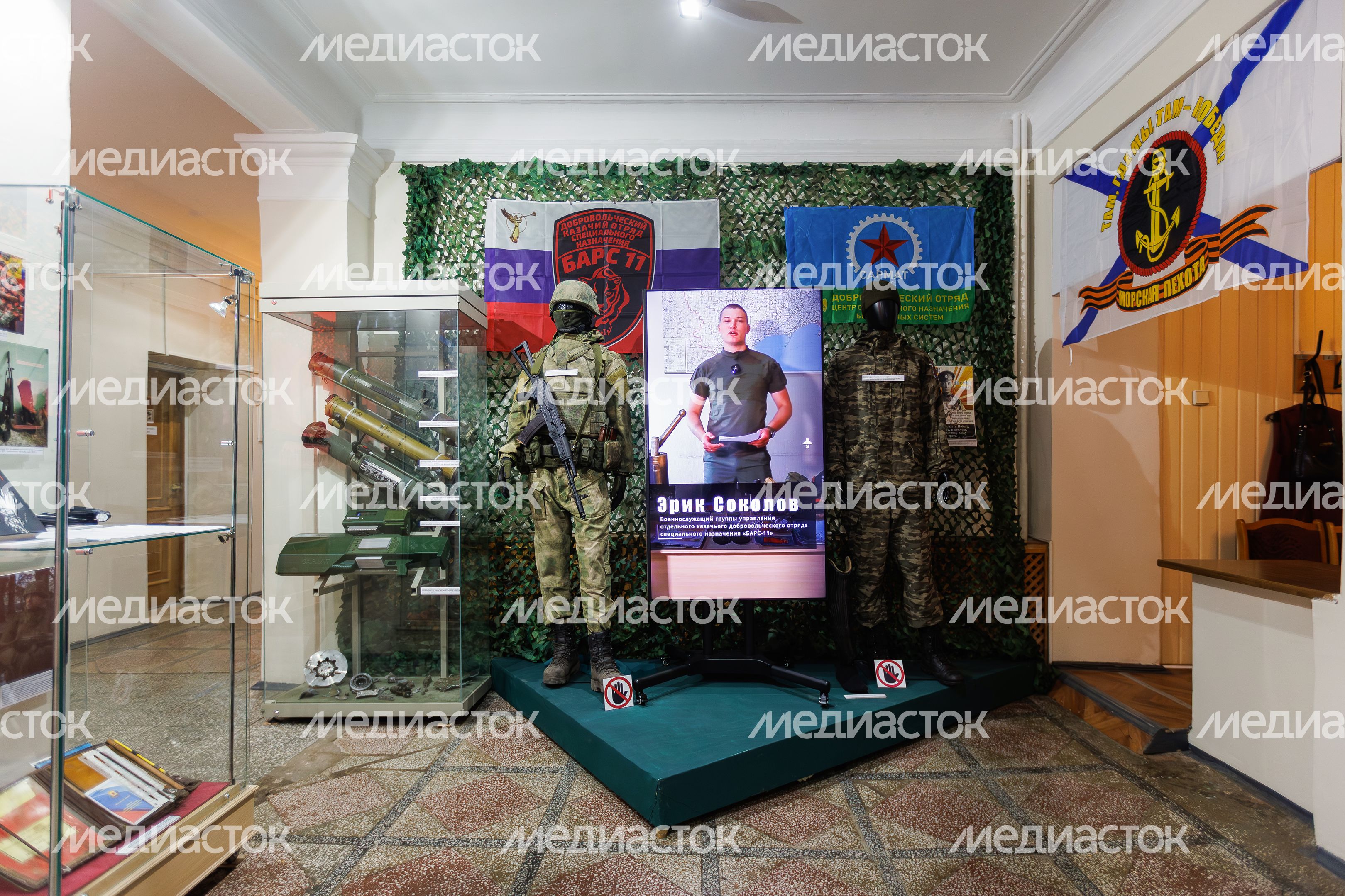 Выставка «От Победы к Победе», посвященная бойцам СВО, в Сергиево-Посадском историко-художественном музее