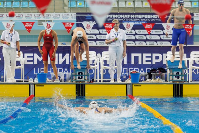 Чемпионат и Первенство Центрального федерального округа по плаванию во ДВВС «Руза»
