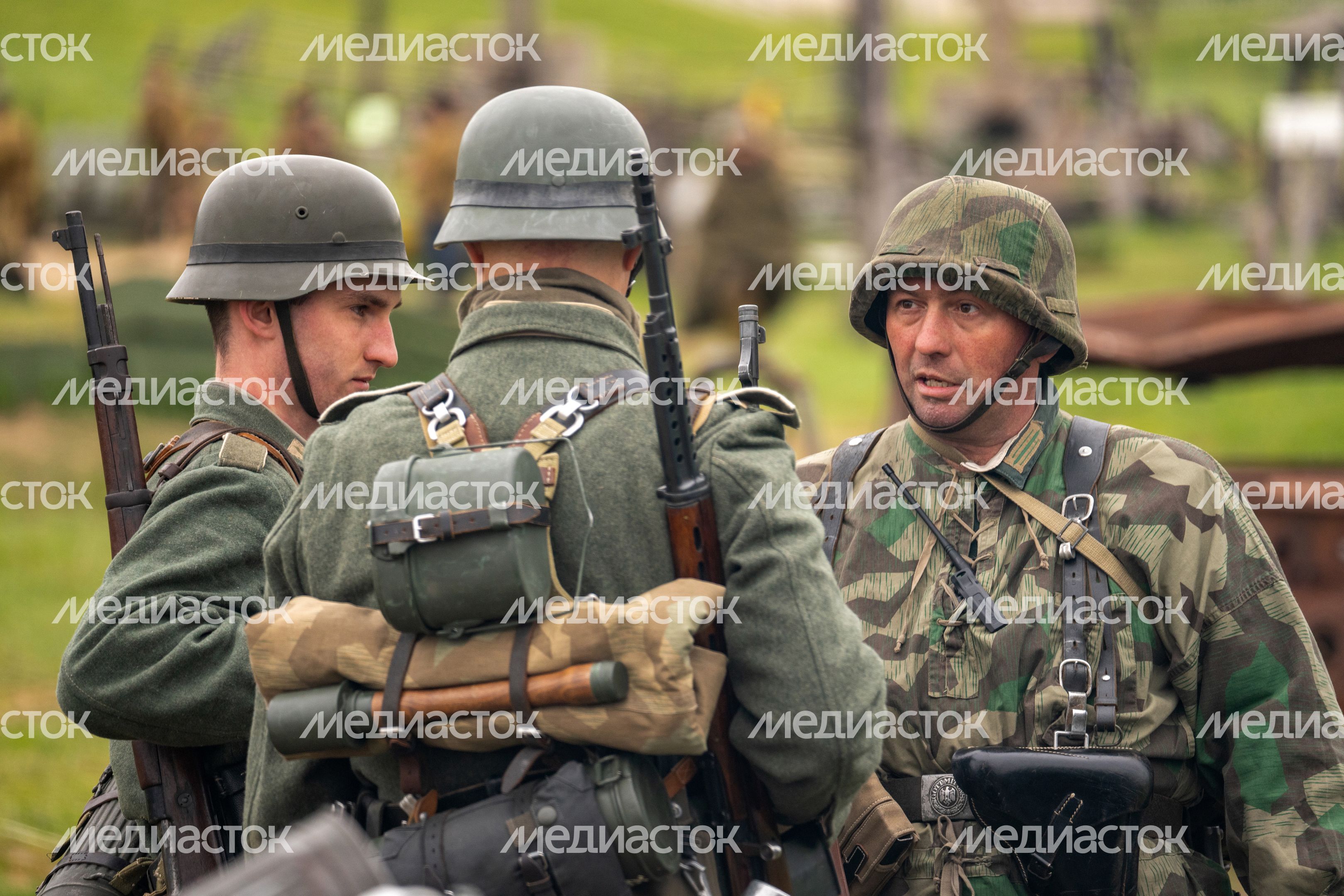 Военно-историческая реконструкция «Штурм Кенигсберга» в День Победы в парке «Патриот» Одинцовского округа Военно-историческая реконструкция «Штурм Кенигсберга» в День Победы в парке «Патриот» Одинцовского округа
