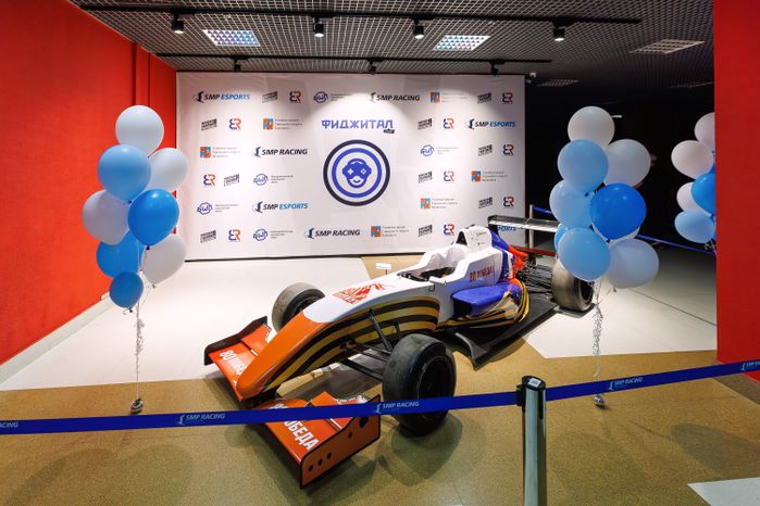 Новый флагманский фиджитал-центр SMP Esports в Балашихе