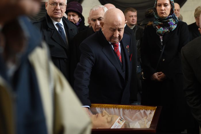 Церемония прощания с космонавтом Георгием Гречко в Москве
