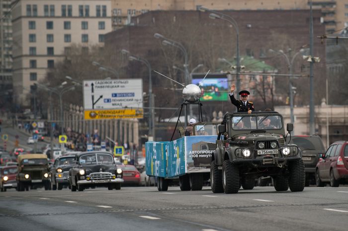 Автопробег в честь 55-летия полета Гагарина в Москве