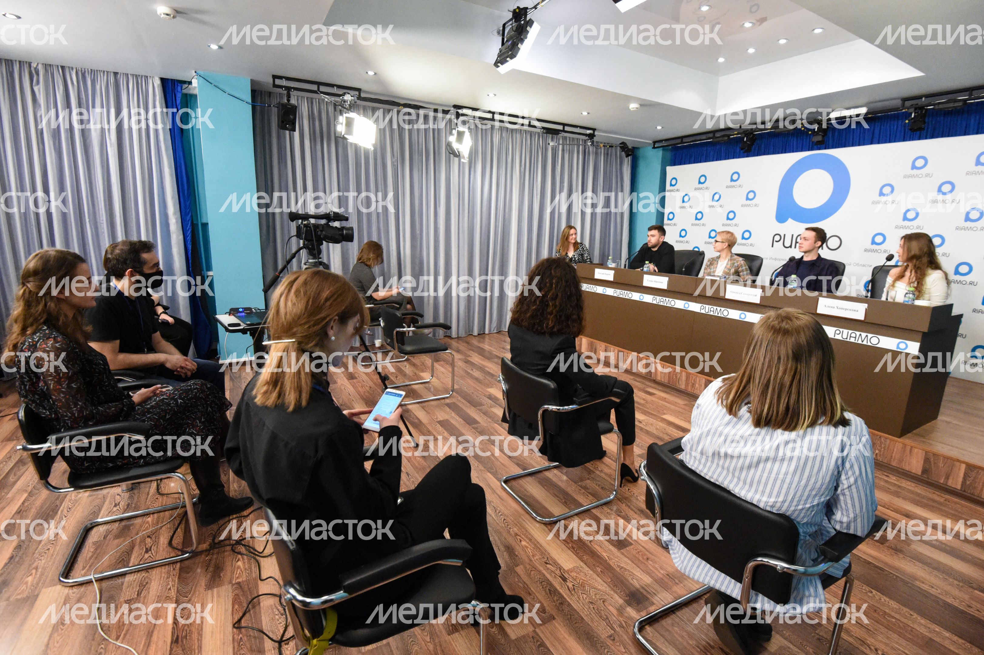 Пресс-конференция, посвященная старту благотворительного проекта «Добро между строк»