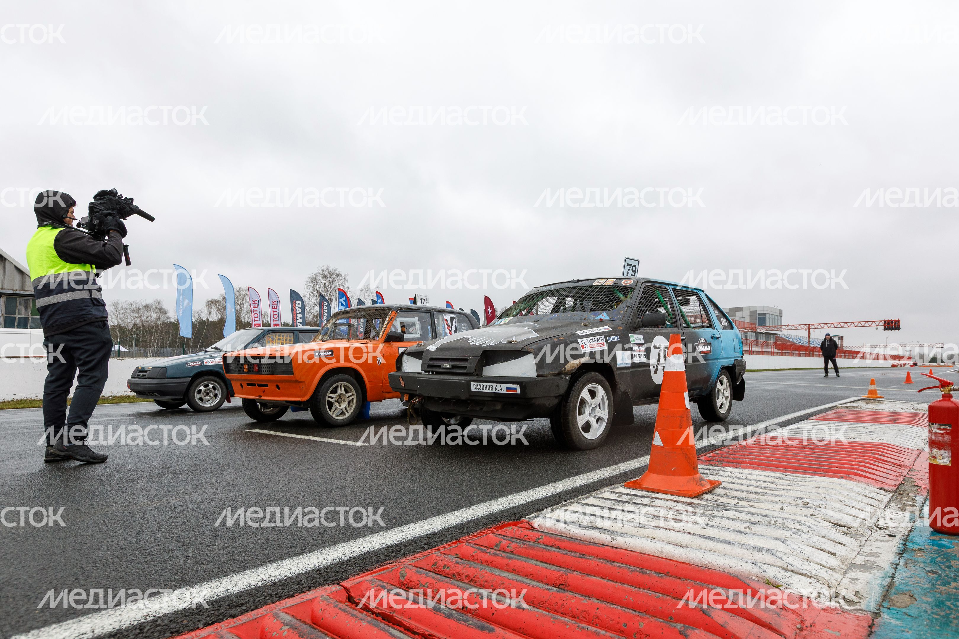 Открытие сезона ралли-кросса на гоночной трассе ADM Raceway в Мячково округа Люберцы Открытие сезона ралли-кросса на гоночной трассе ADM Raceway в Мячково округа Люберцы