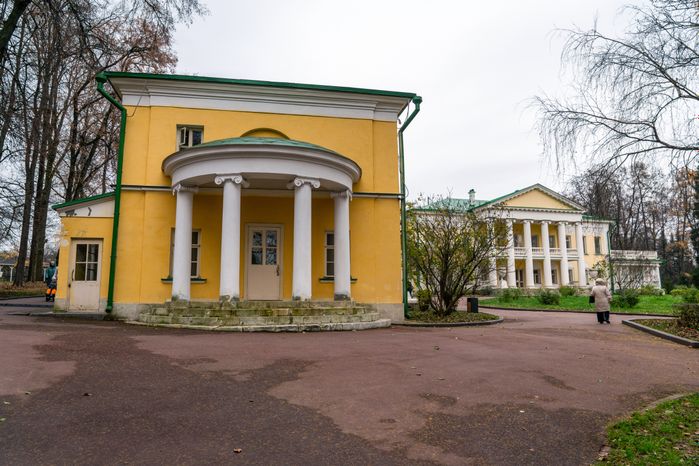 Осень в усадьбе музея-заповедника «Горки Ленинские»