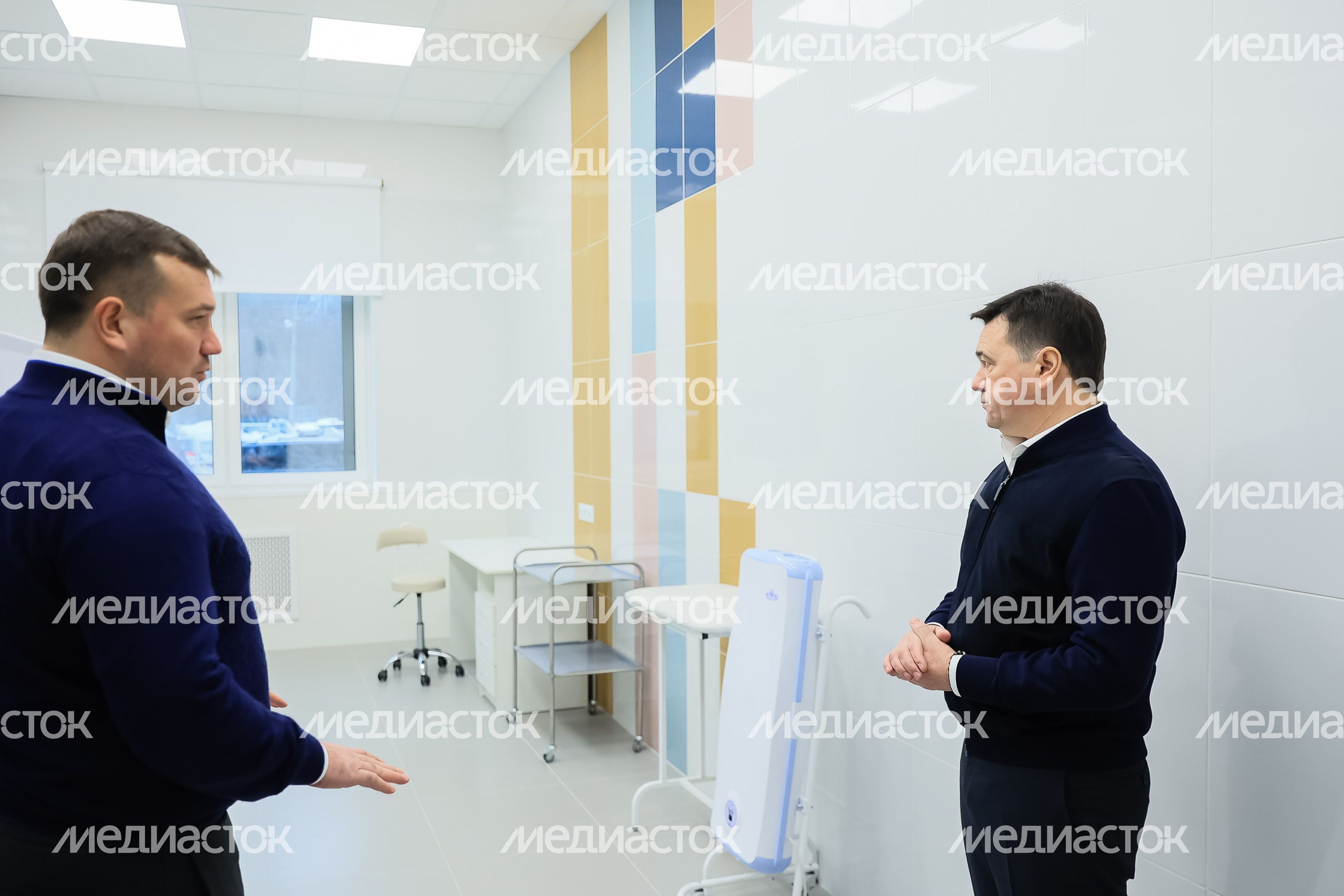 Посещение Губернатором Подмосковья стройплощадки Детской областной больницы в Красногорске