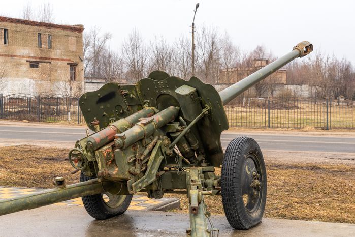 Памятник военной технике в п. Колюбакино Рузского округа