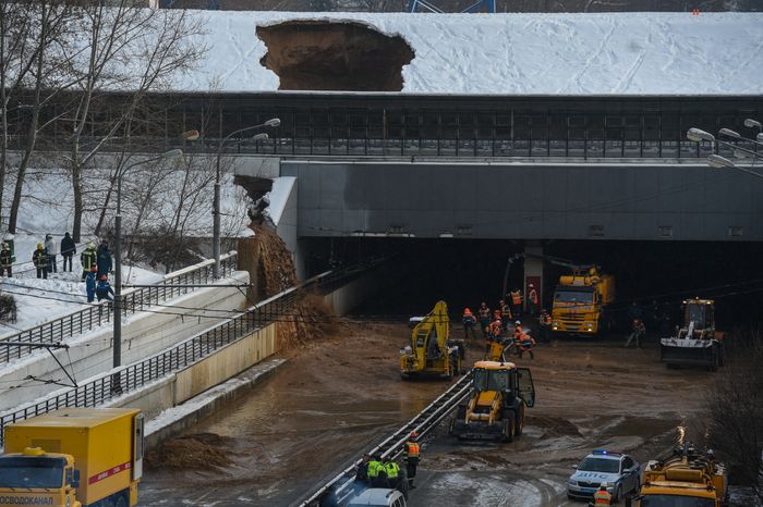 Тушинский тоннель затопило в Москве