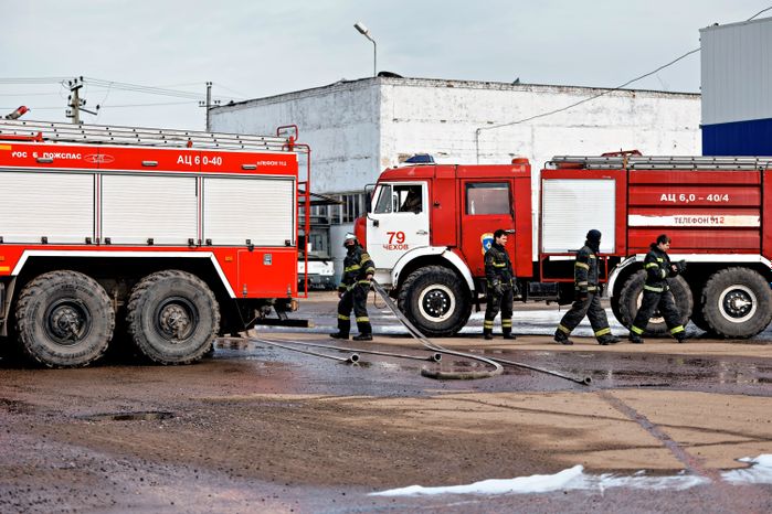 Учения Мособлпожспаса совместно с медициной катастроф по ликвидации последствий массового ДТП в Чехове