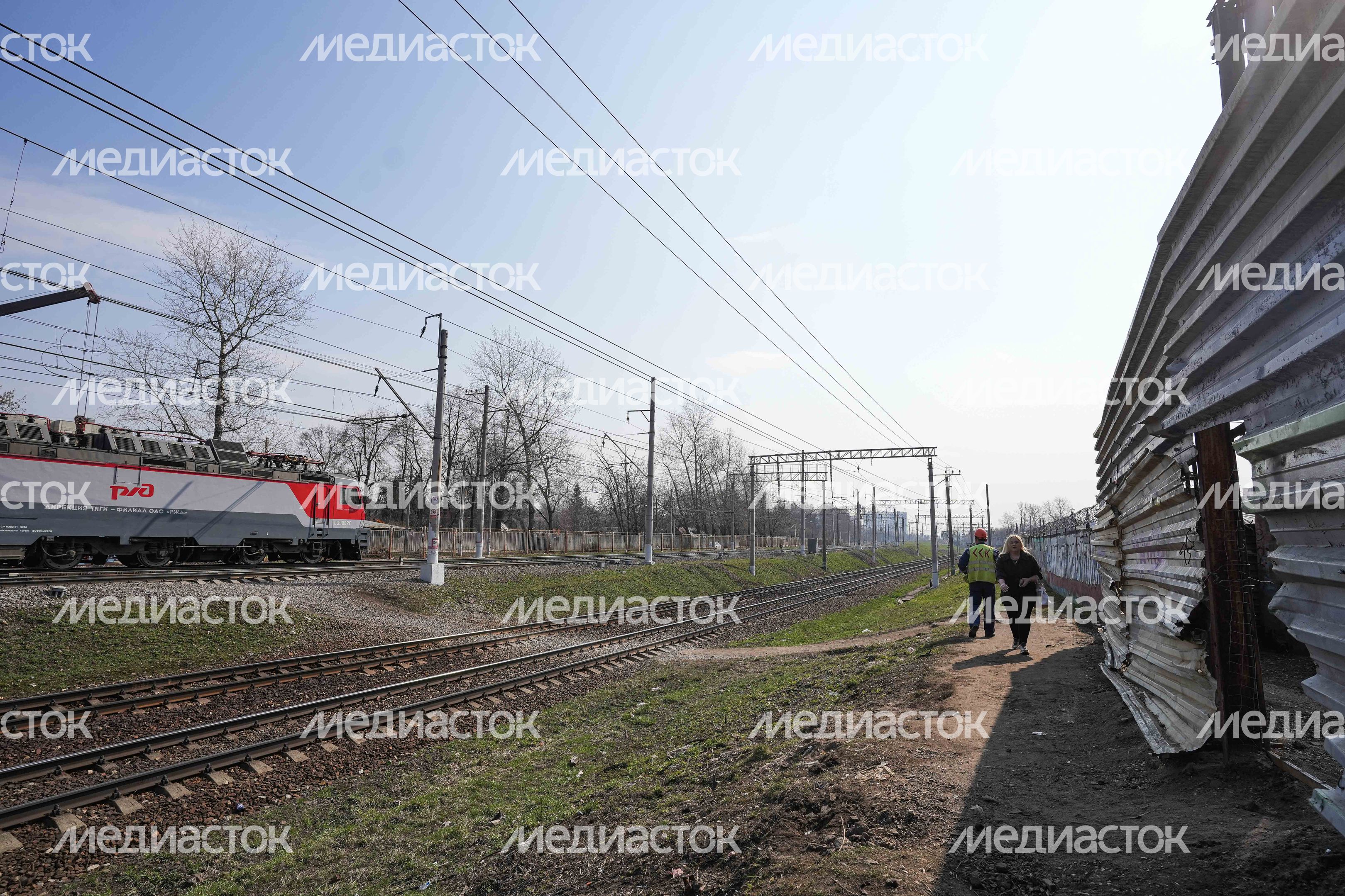 Проверка строительства пешеходного перехода в Люберцах Губернатором Подмосковья
