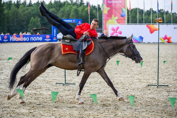 Конный фестиваль «Иваново поле» в Черноголовке