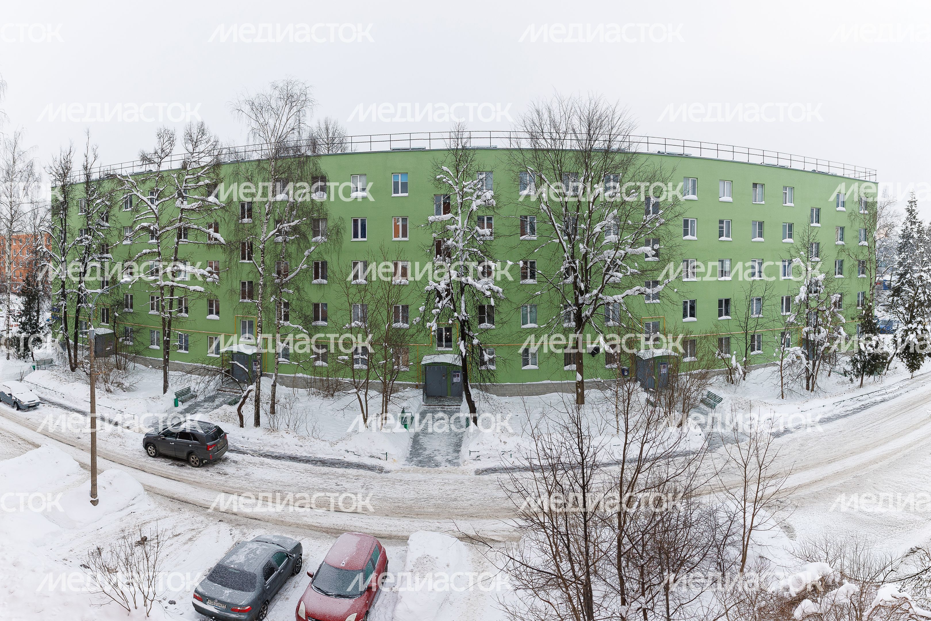 Многоквартирный дом №4 на улице Центральной в деревне Ложки после капремонта в округе Солнечногорск Многоквартирный дом №4 на улице Центральной в деревне Ложки после капремонта в округе Солнечногорск