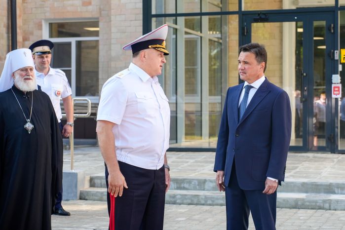 Андрей Воробьев поздравил сотрудников ГИБДД с профессиональным праздником
