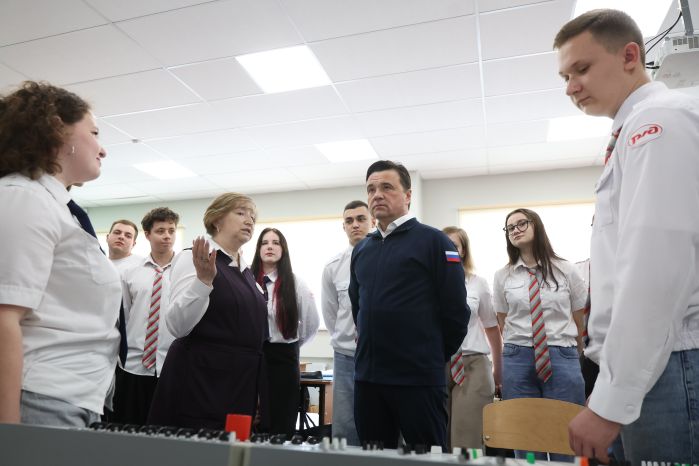 Андрей Воробьев проверил работу Орехово-Зуевского железнодорожного техникума