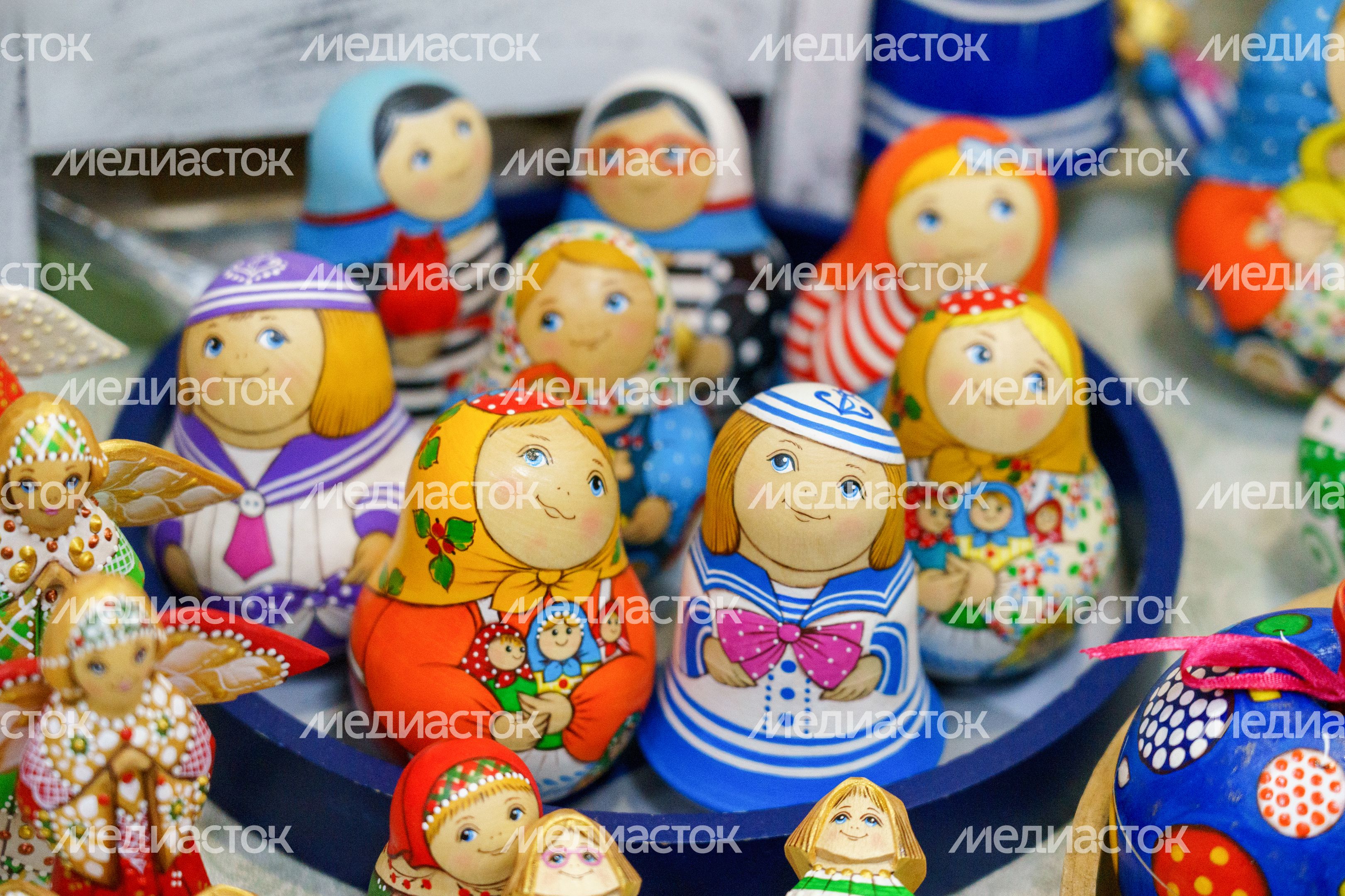 Мир народных художественных промыслов на выставке «Жар-птица» в Экспоцентре Мир народных художественных промыслов на выставке «Жар-птица» в Экспоцентре